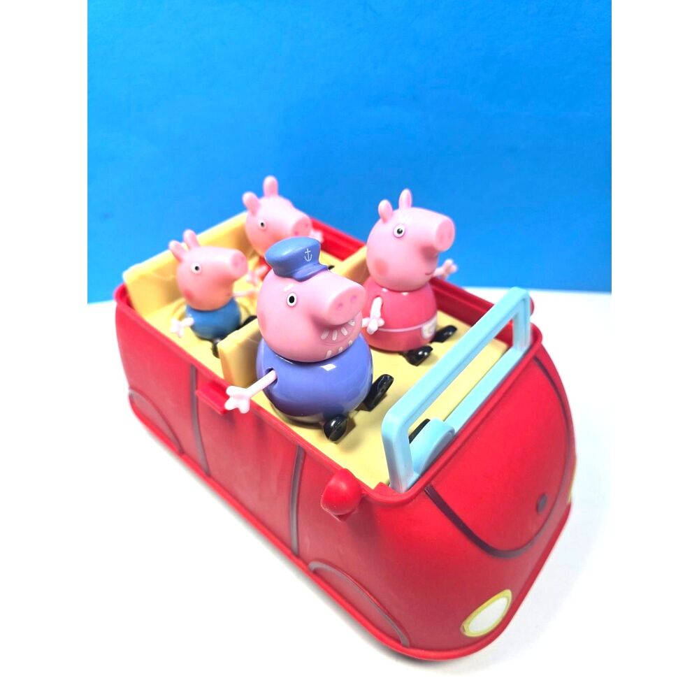 Peppa Pig Red Family Car Toy & 4 Figures Daddy Mummy George Working Sounds